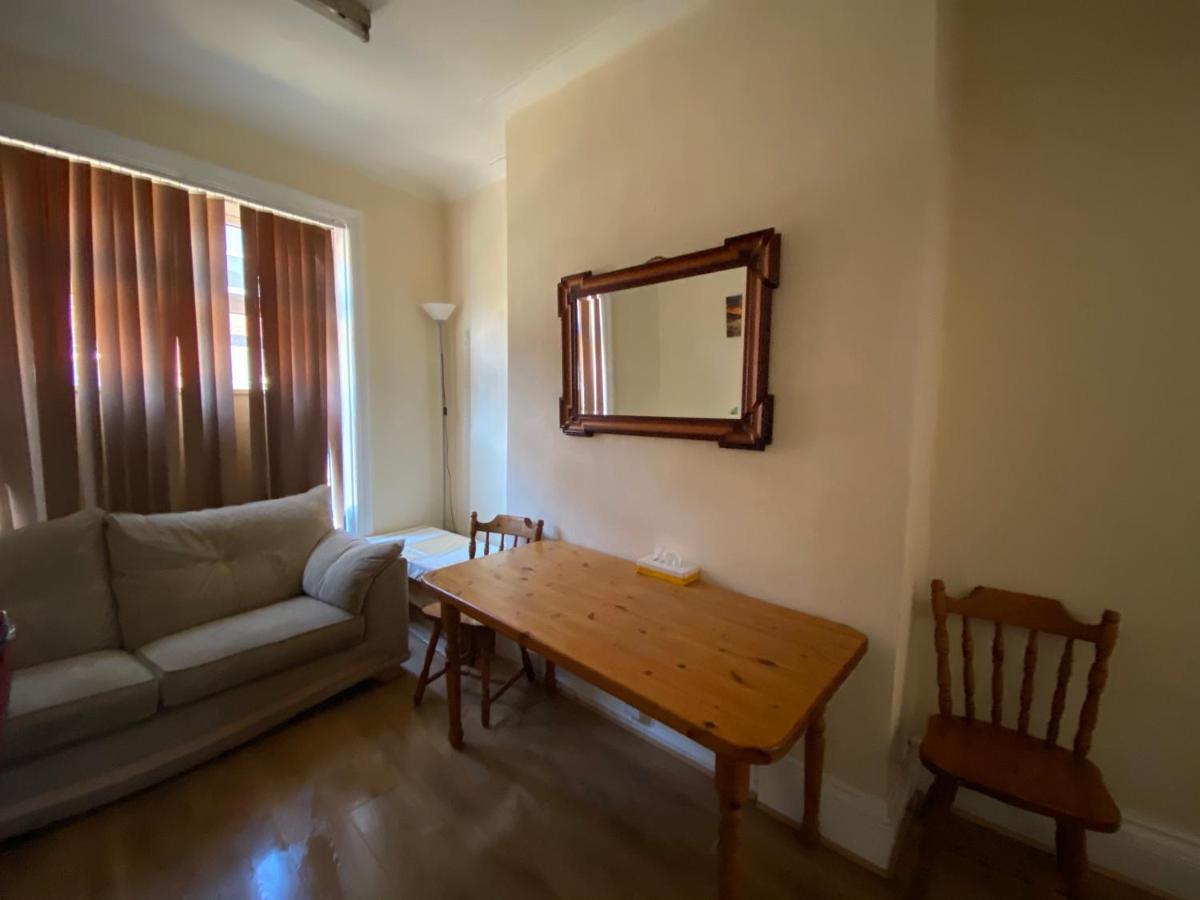Central Bolton Accommodation 部屋 写真