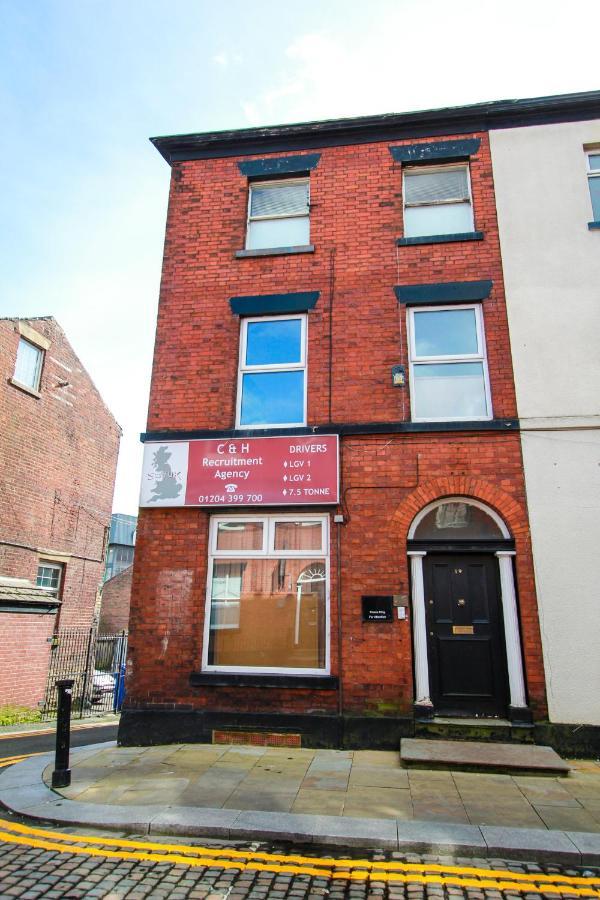 Central Bolton Accommodation エクステリア 写真